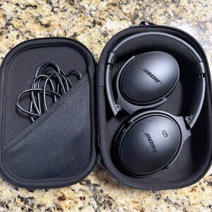 Bose QuietComfort 35 (Series II) Wireless Headphones, Noise Cancelling - Black